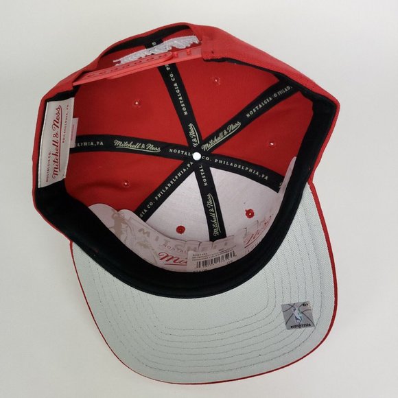 Chicago Bulls Mitchell & Ness NBA Snapback Hat 3D Logo Glitch Out Red Cap NWT - Picture 8 of 8